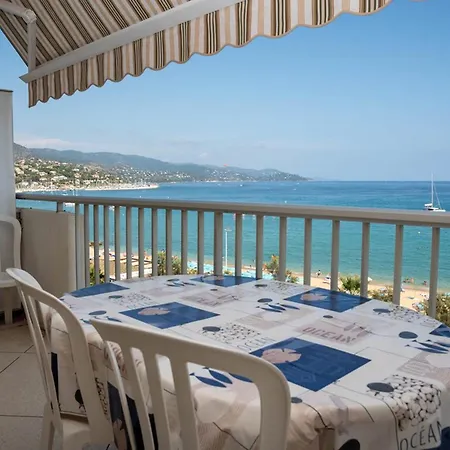 Beau T2 Pour 4 Pers. Au Lavandou, Face Mer, Avec Parking - Fr-1-803-75 아파트 르 라방두